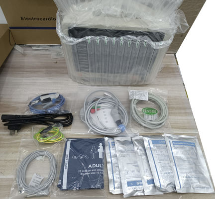 6-параметрический монитор пациента с прикроватной тумбой и электрическим источником питания. Гарантия 1 год